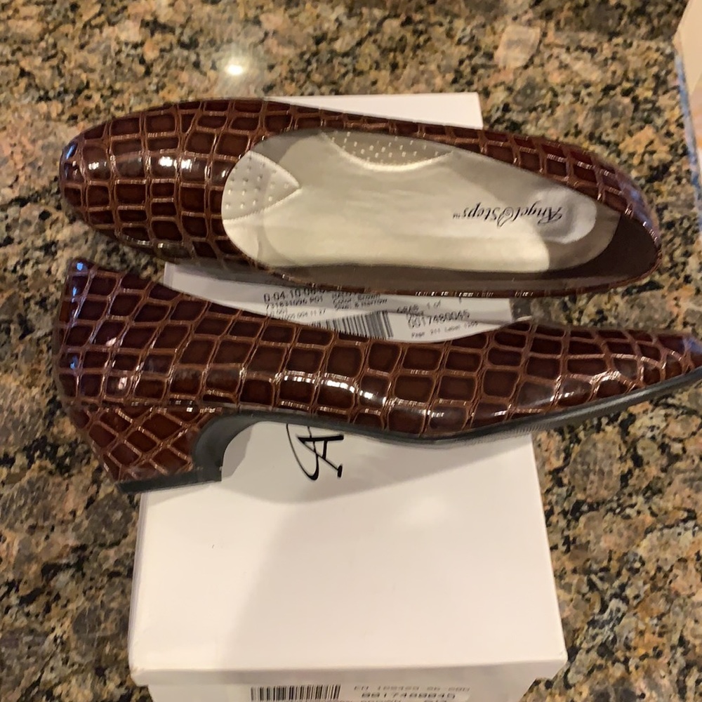 Angel Steps Shoes - Picture 4 of 7